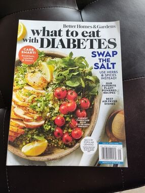 Better Homes And Gardens What to Eat with Diabetes Magazine - White/Cream Cover